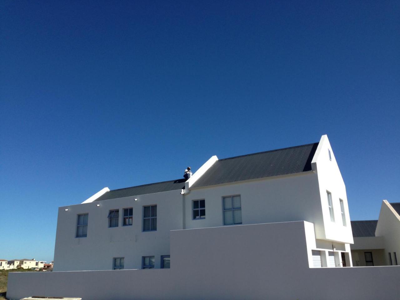Perfect 10 - 10 To 13 Sleeper Luxury Holiday Home Breakage Deposit Of R2500 Per Weekend Lease لانجيبان المظهر الخارجي الصورة